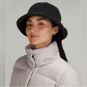 Lululemon Fleece Bucket Hat M/L